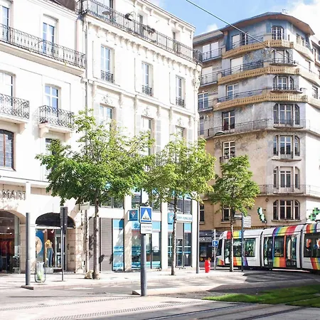 Mercure Angers Centre Gare-2